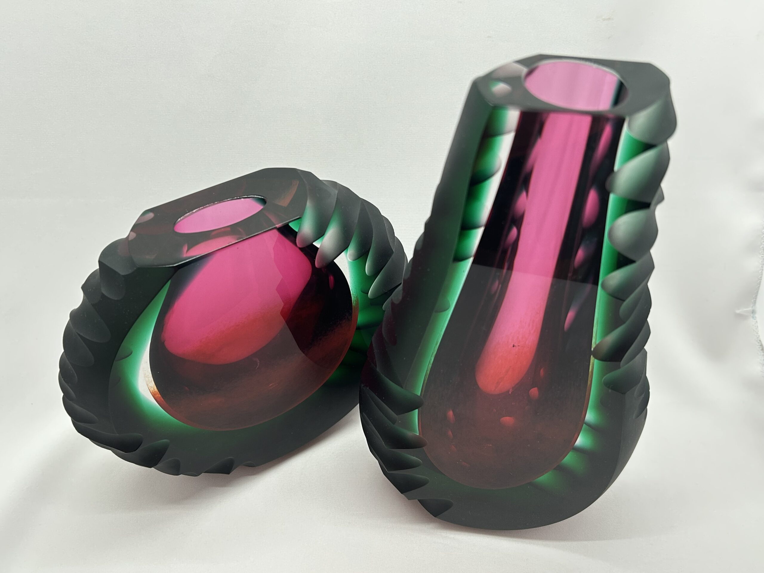 Skleněná broušená váza "Tajemství pralesa II." - Lucie Havelková - Obrázek 4