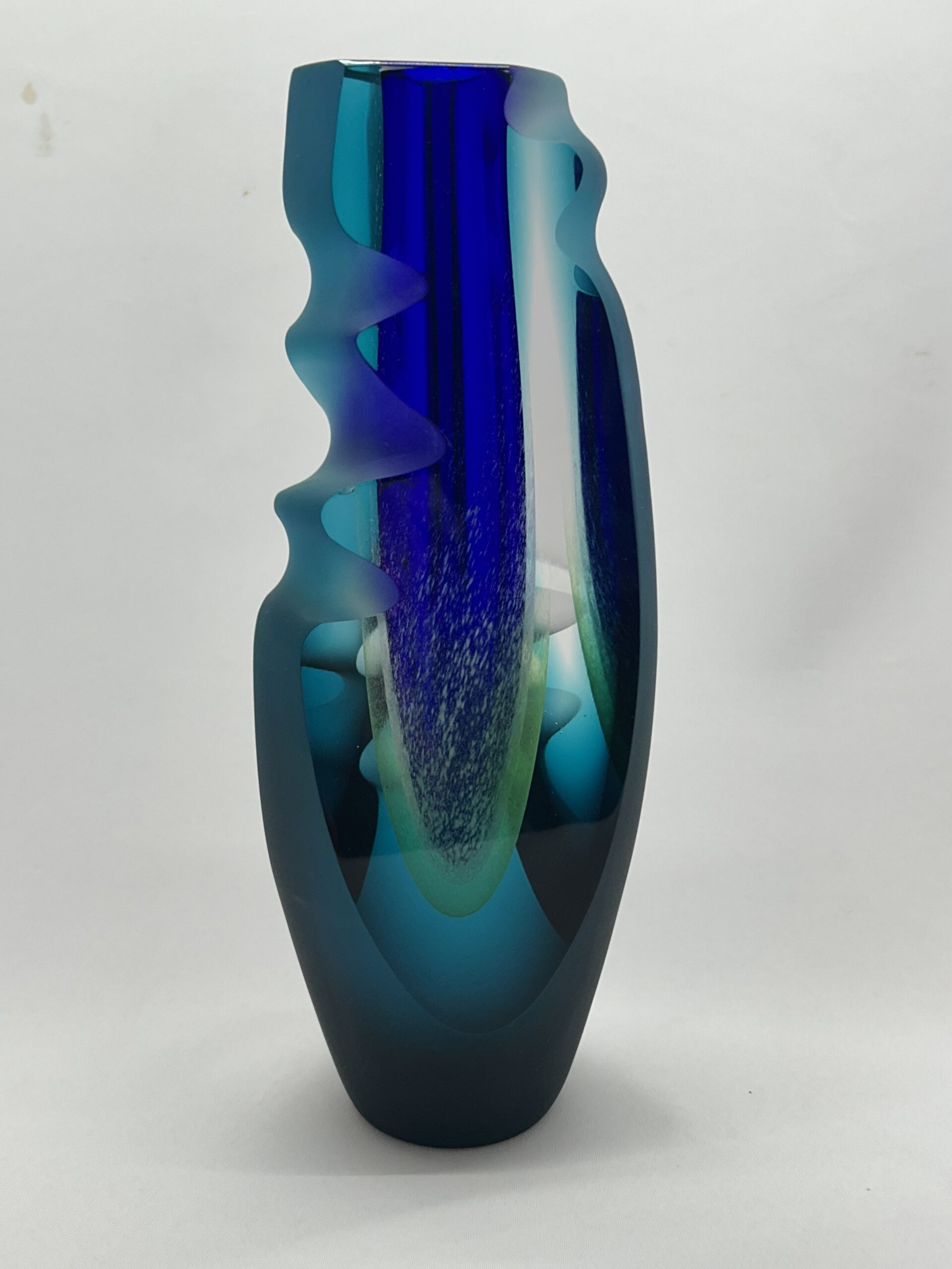 Skleněná broušená váza "Rozbouřený Atlantik" - Lucie Havelková - Obrázek 3