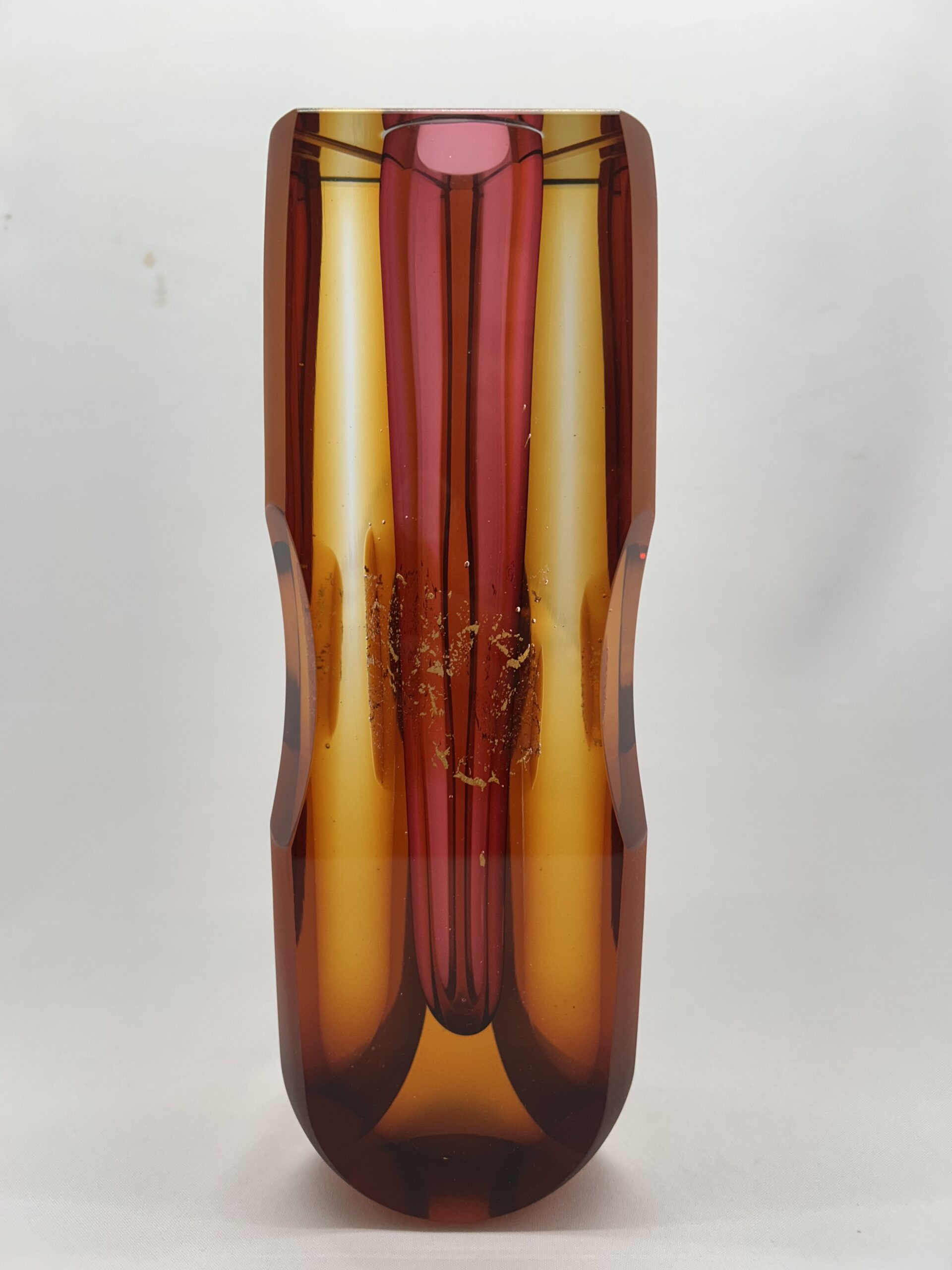 Skleněná broušená váza z hutního skla "Svatý grál" - Pavel Havelka - Obrázek 2